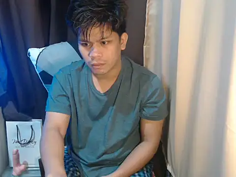Snapshot of cumwhat_me chatting on 06.23.26 cumwhat me online show from 06.23.26