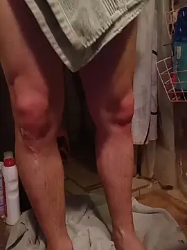 Twoslipperywhenwett online show from 12.22.25