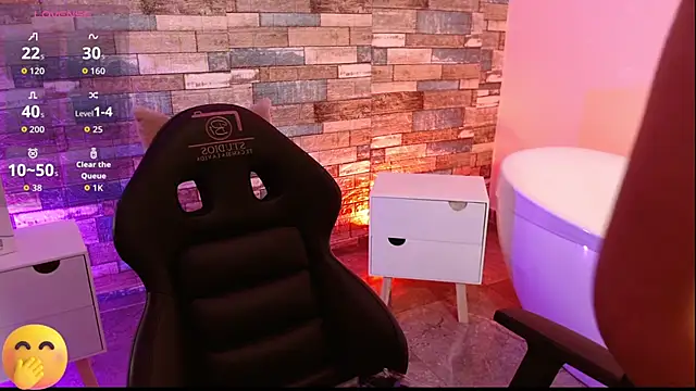 LIHIAN TAY online show from 10.04.25