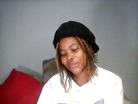 Snapshot of CharlotteXXX chatting on 05.08.26 CharlotteXXX online show from 05.08.26