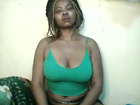 Snapshot of CharlotteXXX chatting on 05.17.26 CharlotteXXX online show from 05.17.26