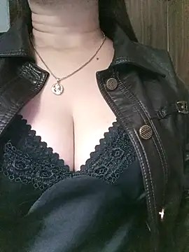 Zika 23 online show from 11.17.25