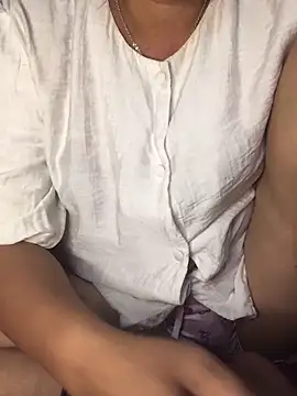 Snapshot of Millionly chatting on 04.16.26 Millionly online show from 04.16.26