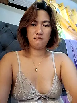 Snapshot of lustlushlady6 chatting on 11.21.25 lustlushlady6 online show from 11.21.25