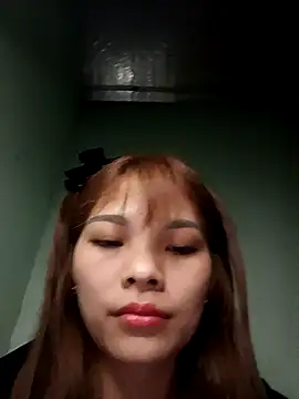 Snapshot of Ocnguyety chatting on 11.29.25 Ocnguyety online show from 11.29.25