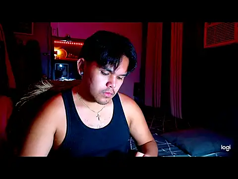 Snapshot of holy_diorxx chatting on 10.29.25 holy diorxx online show from 10.29.25