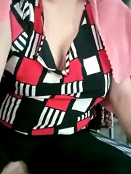 Snapshot of Npchi chatting on 04.12.26 Npchi online show from 04.12.26