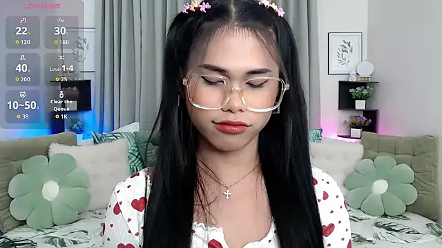 PrettyBlythes TS online show from 10.13.25