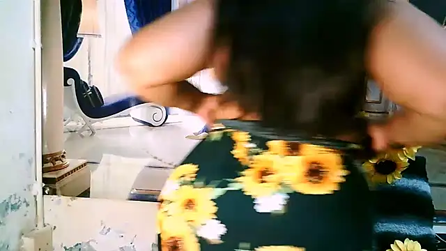 Snapshot of IndiaBlackPanther chatting on 12.20.25 IndiaBlackPanther online show from 12.20.25