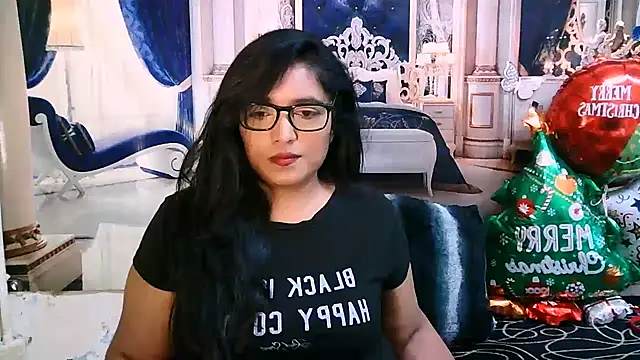 Snapshot of IndiaBlackPanther chatting on 12.22.25 IndiaBlackPanther online show from 12.22.25