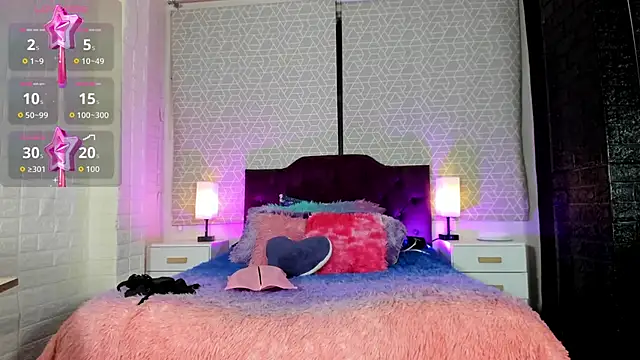 Snapshot of Zamara_Kleii chatting on 09.30.25 Zamara Kleii online show from 09.30.25