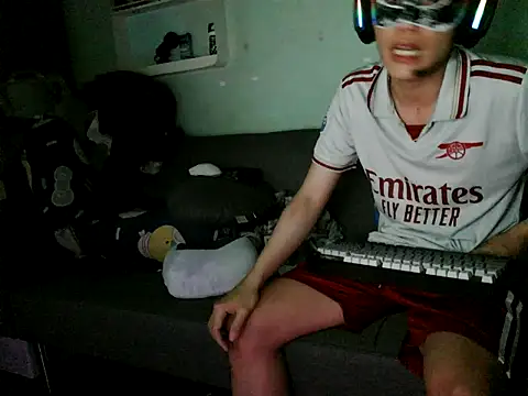 boyhigh1997 online show from 02.15.26