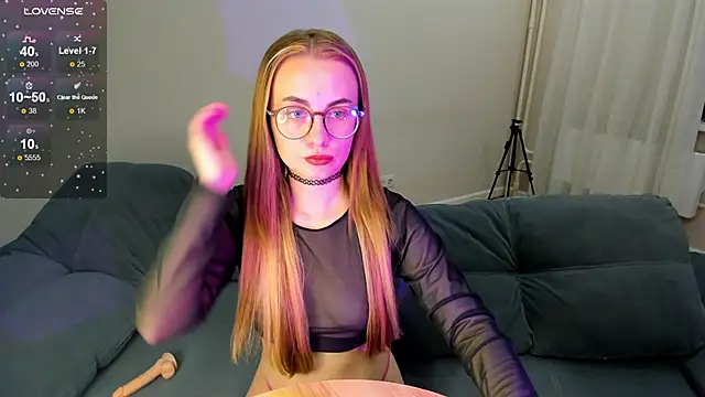 MewStella online show from 10.06.25