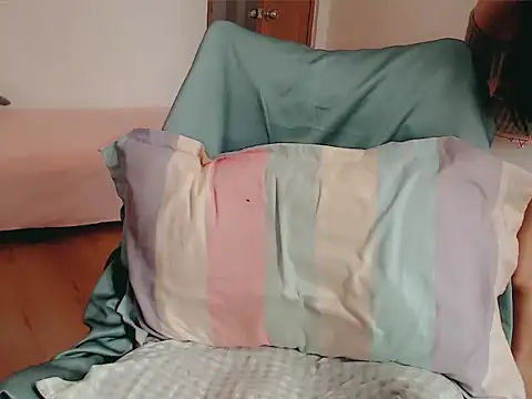 Tea Mei online show from 03.25.26