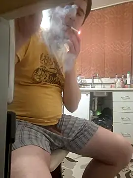 Snapshot of hugecock4u1990 chatting on 12.05.25 hugecock4u1990 online show from 12.05.25