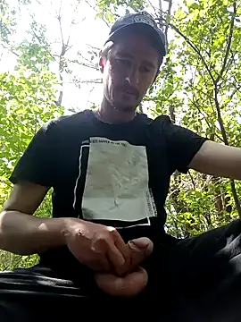 hugecock4u1990 online show from 04.17.26