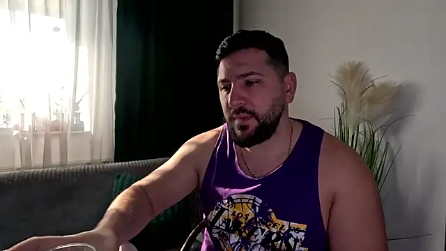 Gold Alpha Boy online show from 01.17.26