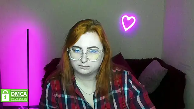 Snapshot of Alicia_love00 chatting on 10.23.25 Alicia love00 online show from 10.23.25