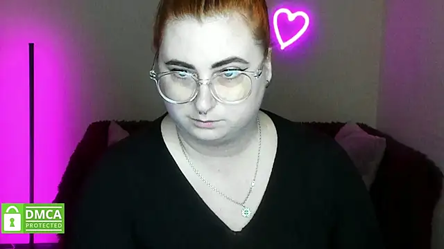 Snapshot of Alicia_love00 chatting on 11.12.25 Alicia love00 online show from 11.12.25