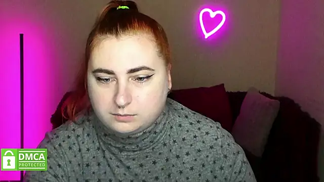 Snapshot of Alicia_love00 chatting on 11.14.25 Alicia love00 online show from 11.14.25