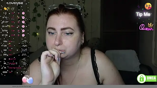 Snapshot of Alicia_love00 chatting on 06.16.26 Alicia love00 online show from 06.16.26