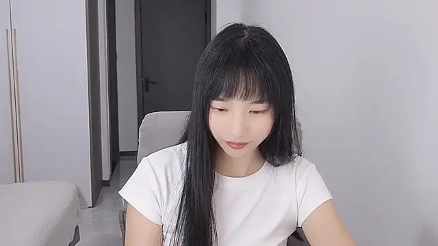 Snapshot of Lisa-3333 chatting on 09.11.25 Lisa-3333 online show from 09.11.25