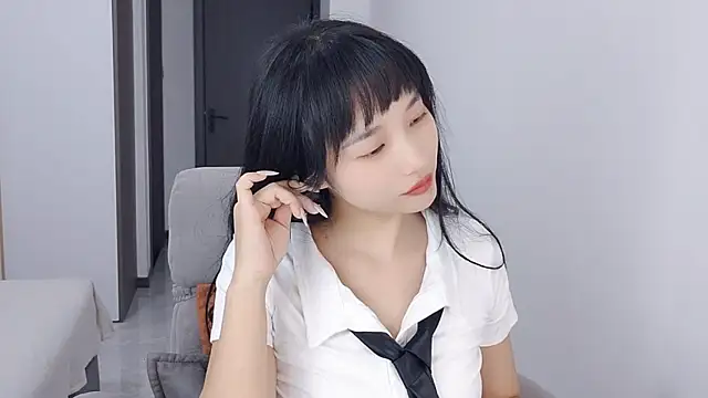 Snapshot of Lisa-3333 chatting on 10.09.25 Lisa-3333 online show from 10.09.25