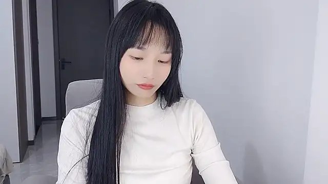 Snapshot of Lisa-3333 chatting on 10.29.25 Lisa-3333 online show from 10.29.25