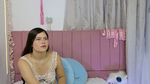 sukilove18 online show from 09.24.25