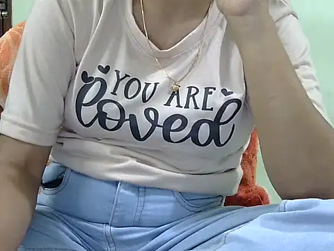 CHAMELI4747 online show from 10.15.25