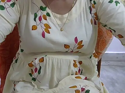 CHAMELI4747 online show from 04.17.26