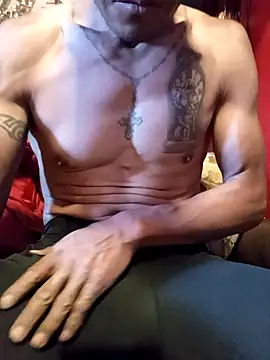 Snapshot of Oaxhot chatting on 10.27.25 Oaxhot online show from 10.27.25