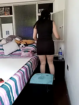 Isabella5 Brown  online show from 09.11.25