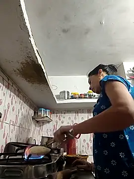 ISHANI-SINGH online show from 02.10.26