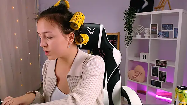 CindySparkl online show from 09.17.25