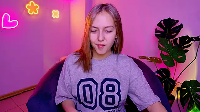 Snapshot of CindySparkl chatting on 02.06.26 CindySparkl online show from 02.06.26