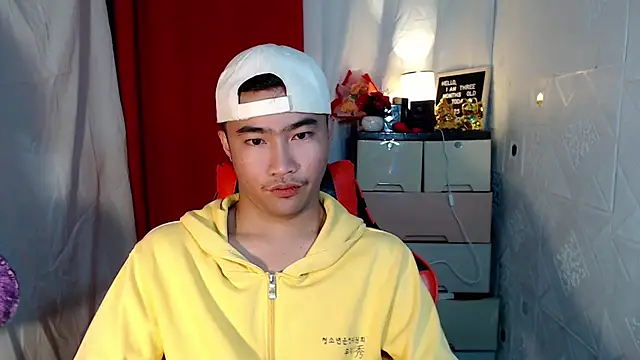 Snapshot of Siege_cum69 chatting on 10.18.25 Siege cum69 online show from 10.18.25