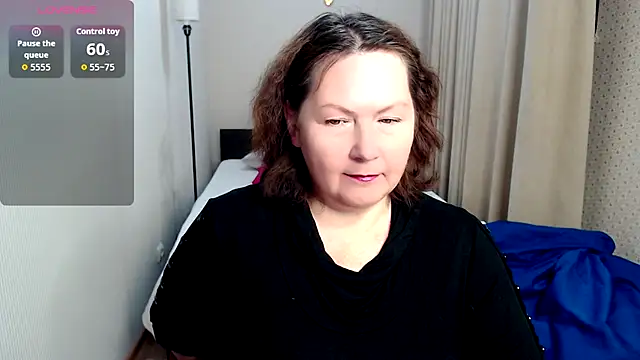 Snapshot of milf_hornys chatting on 10.10.25 milf hornys online show from 10.10.25