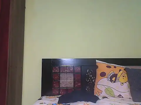 mickle james online show from 10.05.25