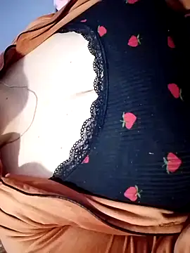 Snapshot of Hnonasix89 chatting on 03.17.26 Hnonasix89 online show from 03.17.26