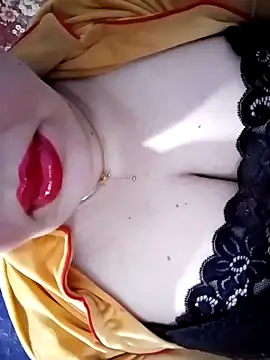 Snapshot of Hnonasix89 chatting on 04.14.26 Hnonasix89 online show from 04.14.26