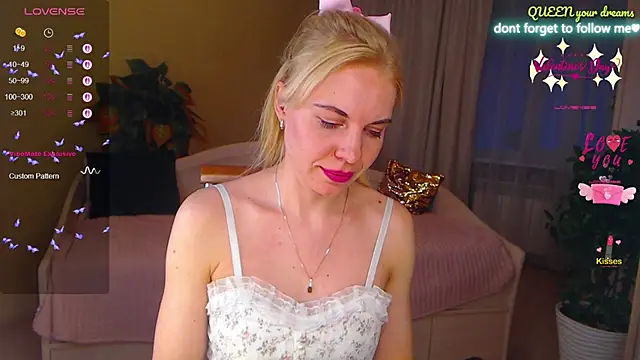 Snapshot of LiSinDoll chatting on 02.13.26 LiSinDoll online show from 02.13.26