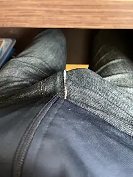 Cruel00 online show from 12.15.25