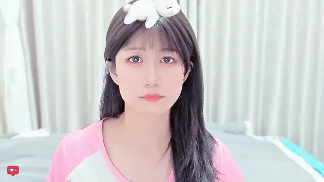 Snapshot of Rabbitlittlefool chatting on 02.08.26 Rabbitlittlefool online show from 02.08.26