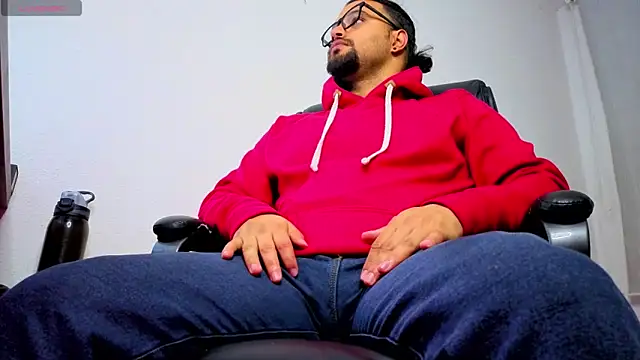 Ernesto-Rodriguez82 online show from 02.25.26