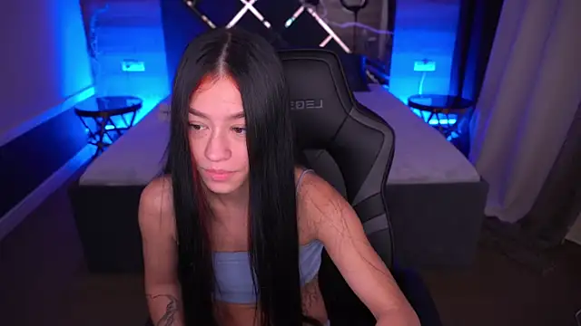 FataleNellie online show from 10.22.25