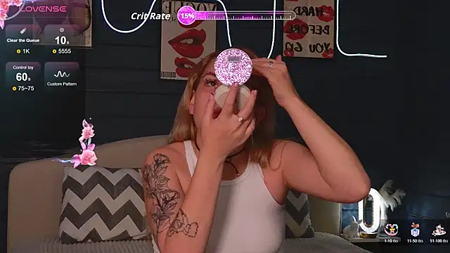 Crystal Jull online show from 11.02.25