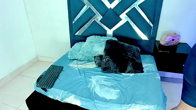 keith cute online show from 11.10.25