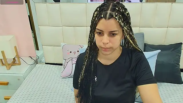 gisell gomez online show from 11.26.25