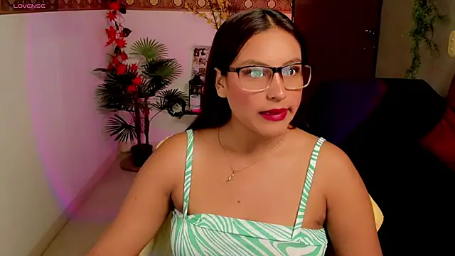 Cameroon-Diaz online show from 02.09.26